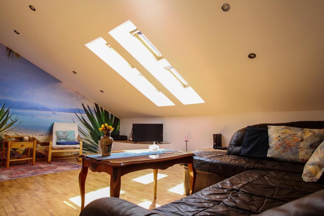Amu Apartment Пула Екстериор снимка