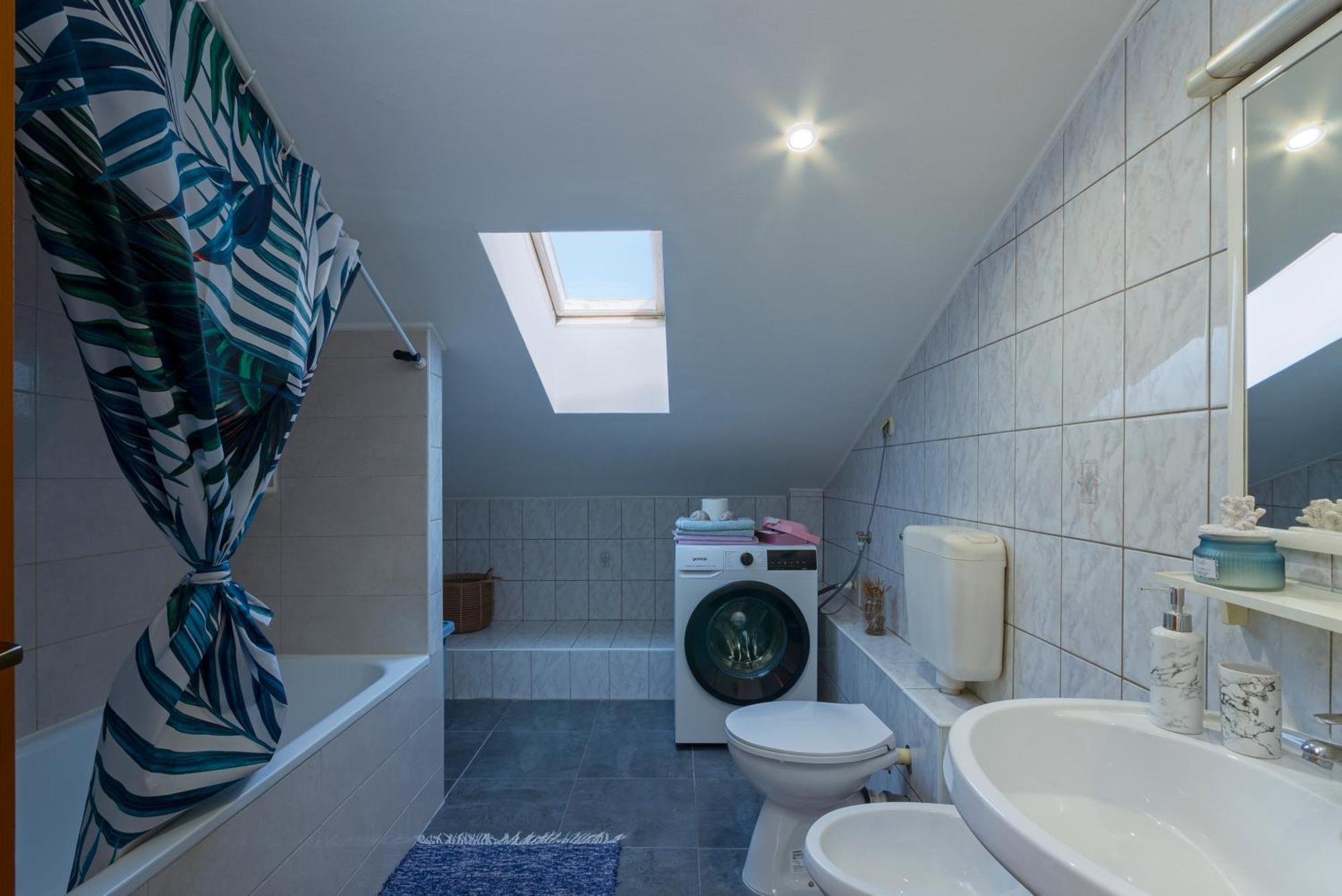 Amu Apartment Пула Екстериор снимка